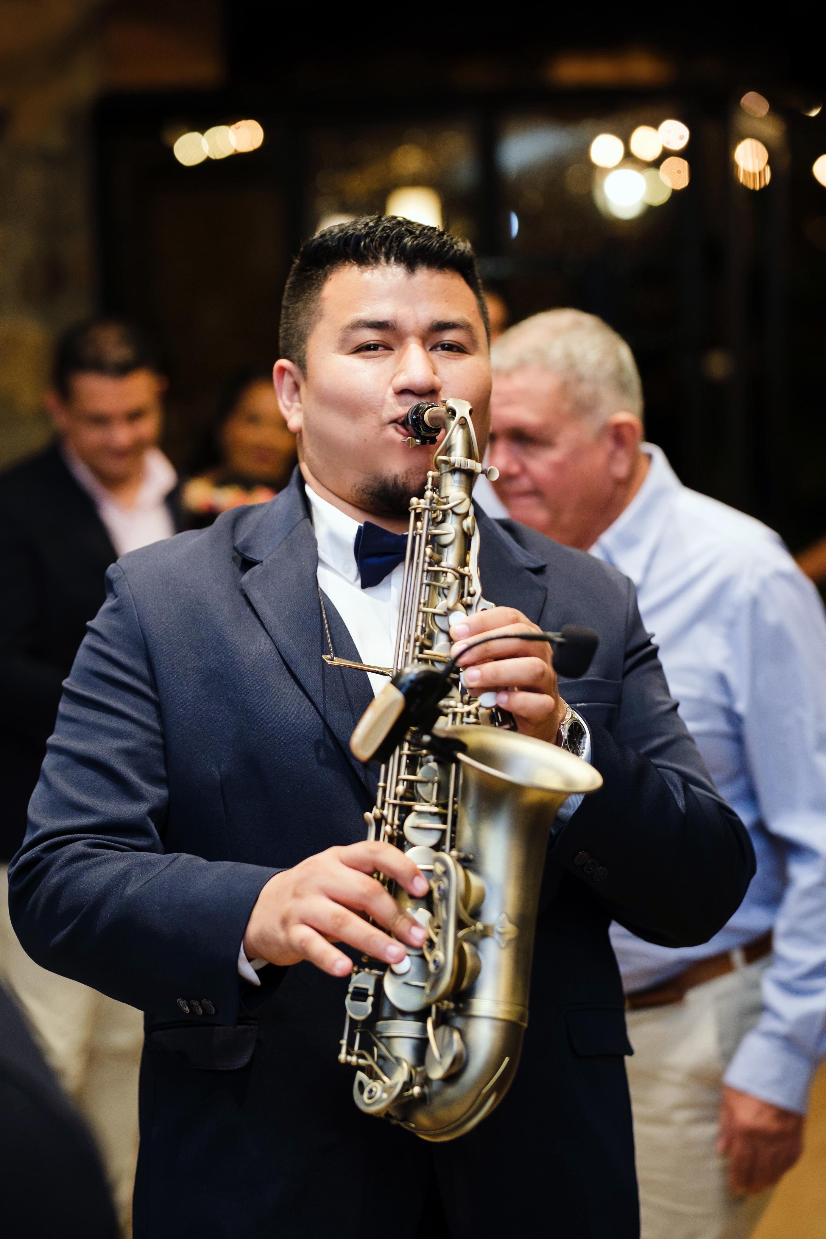 罗纳德·阿亚拉